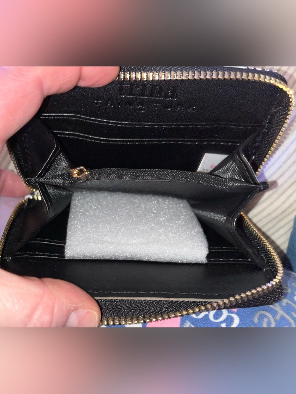 Trina Turk NIB Black and White Textured Wallet - Picture 3 of 4